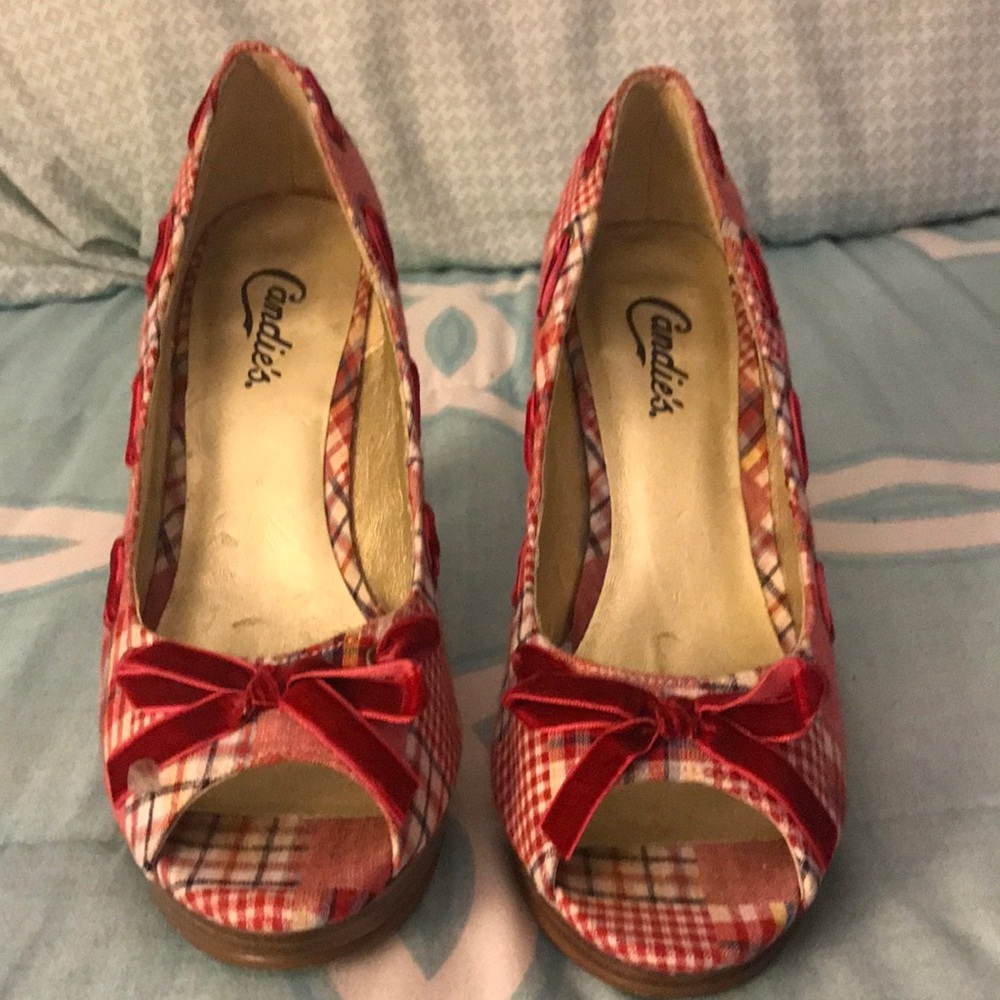 Candie’s plaid heels